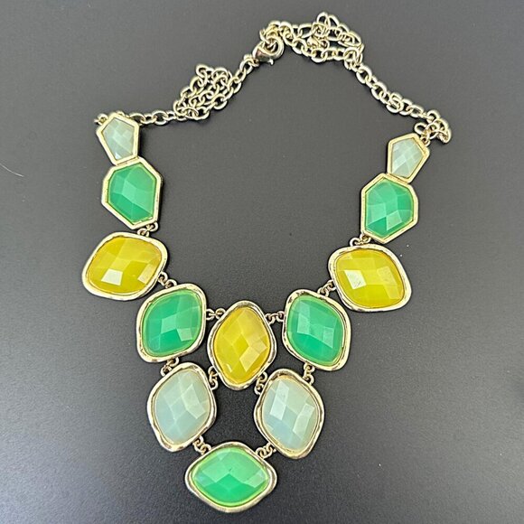 Statement Necklace Bib Style Green Yellow Gold Tone Adjustable Length - Picture 3 of 6